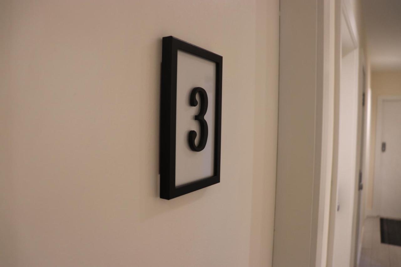 Dockside Hostel *