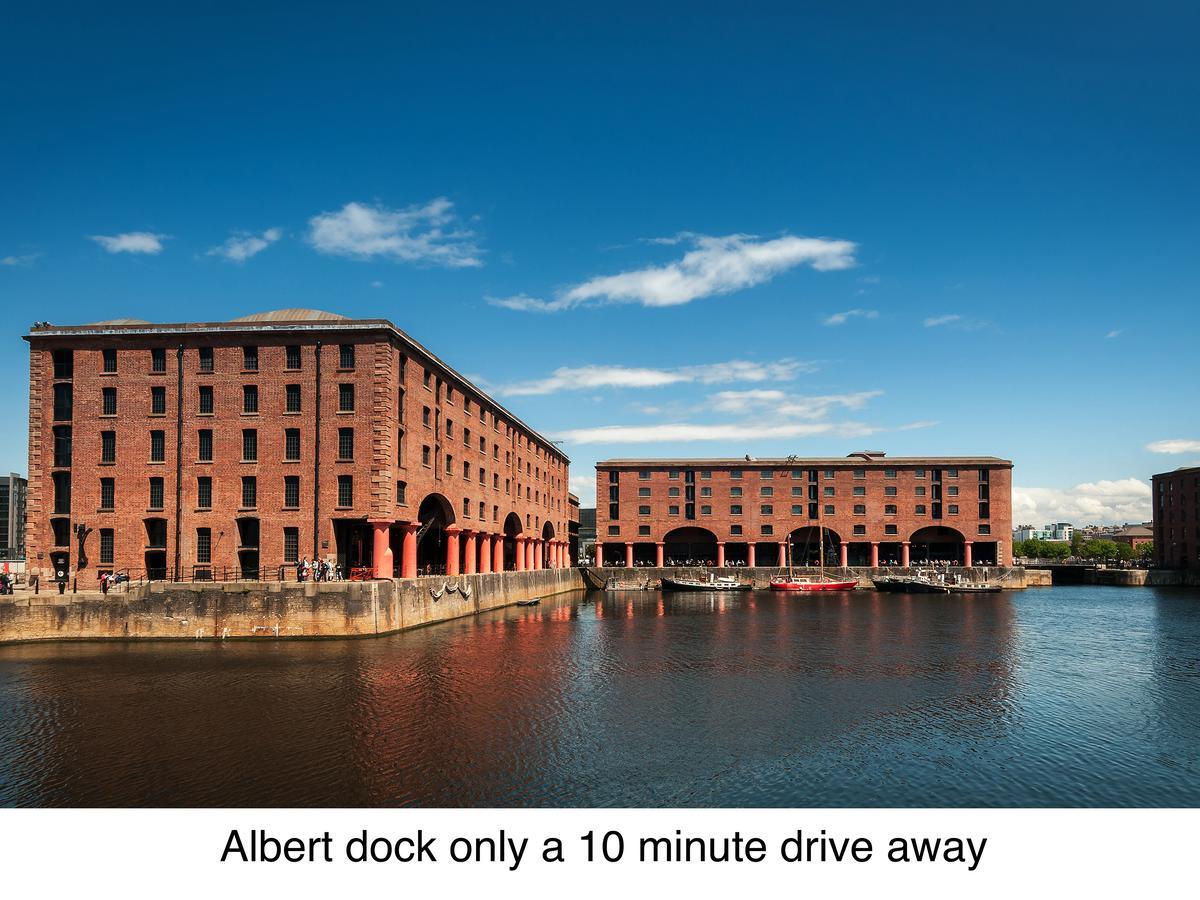 Hostel Dockside *